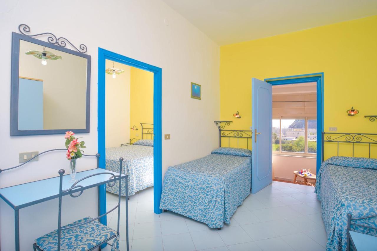 Hotel Celeste Procida Exterior foto