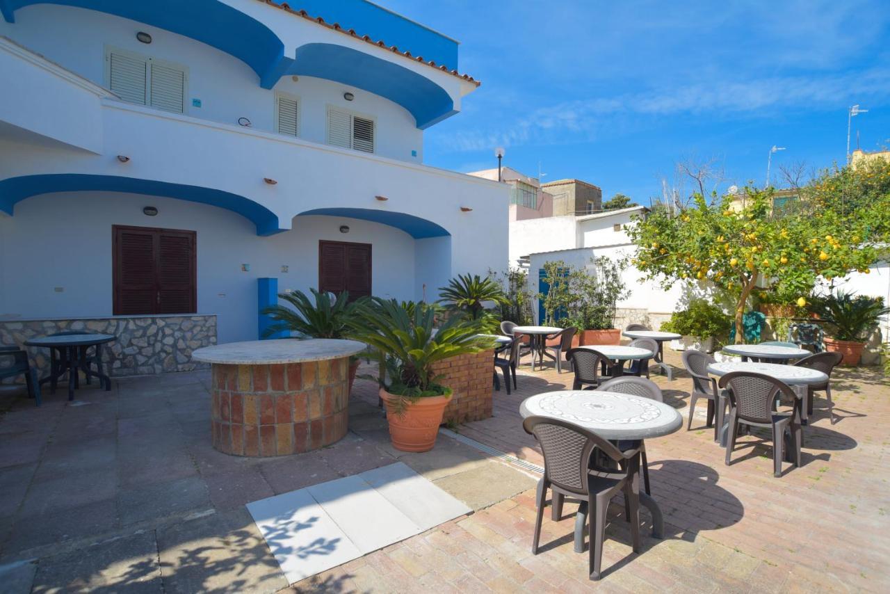 Hotel Celeste Procida Exterior foto