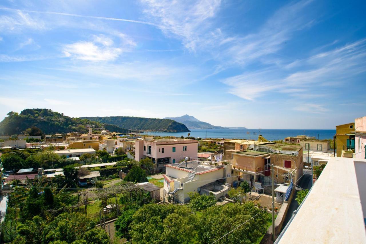 Hotel Celeste Procida Exterior foto