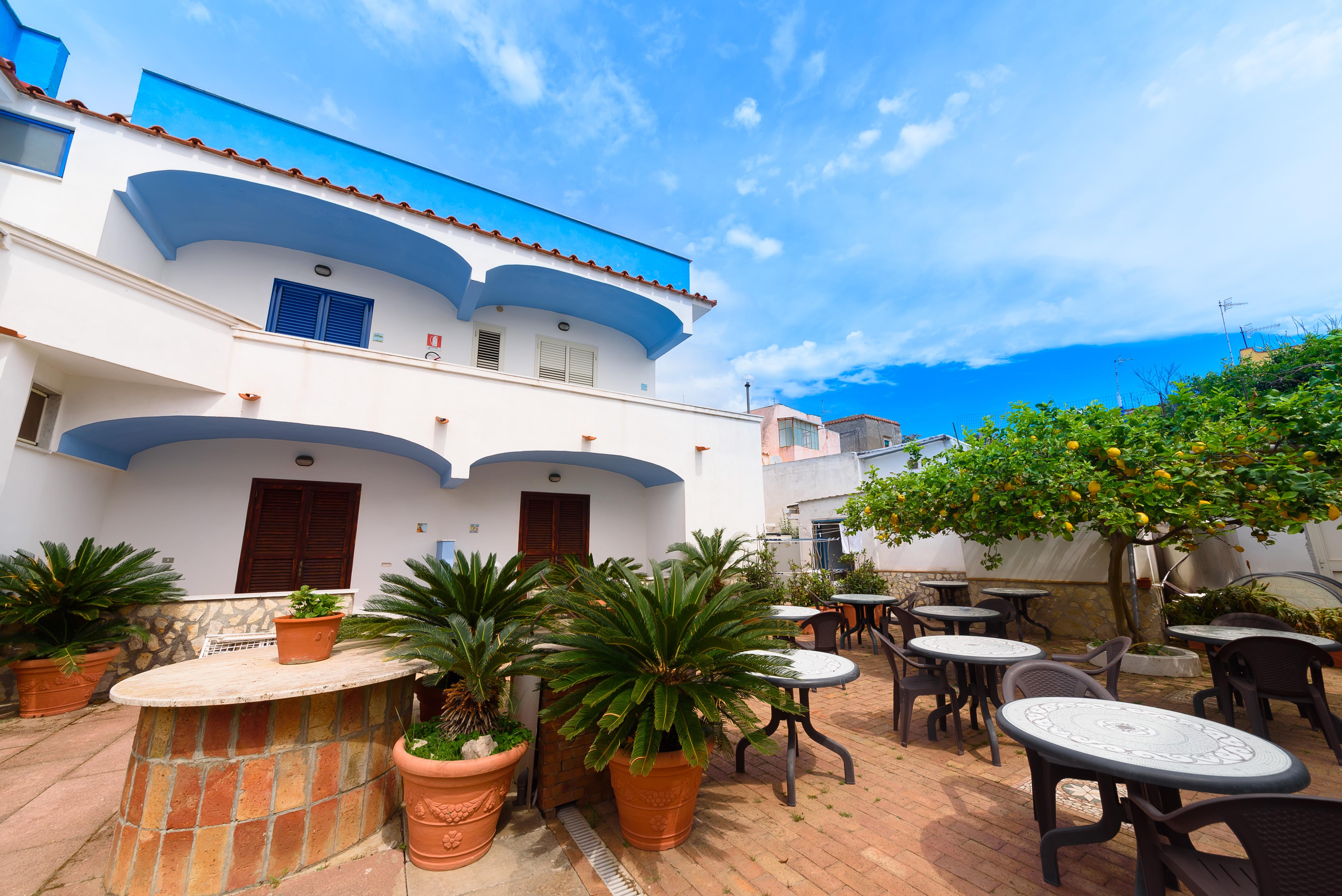 Hotel Celeste Procida Exterior foto
